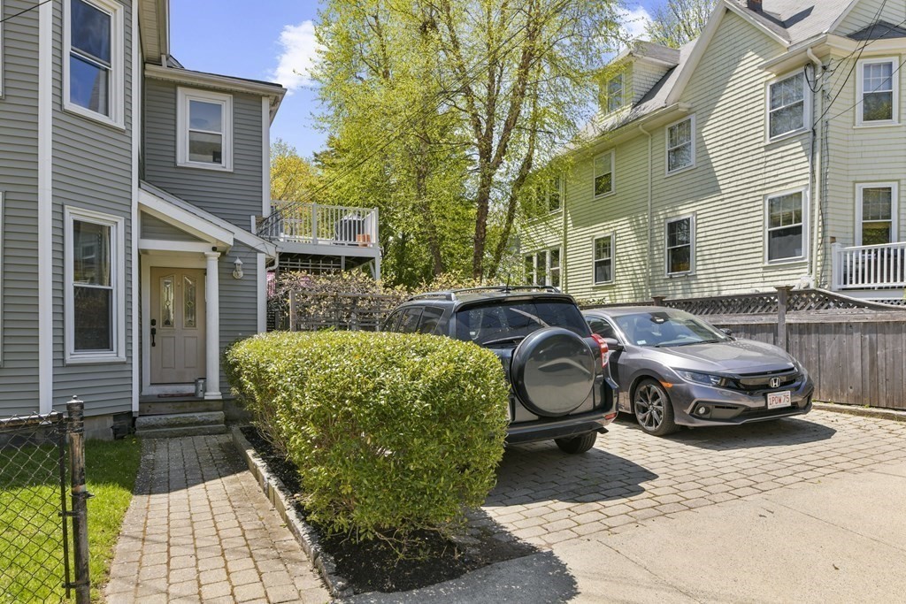 156 Sycamore St, Winter Hill