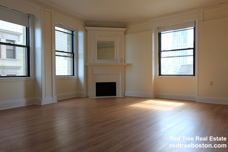 62 Boylston St, Midtown