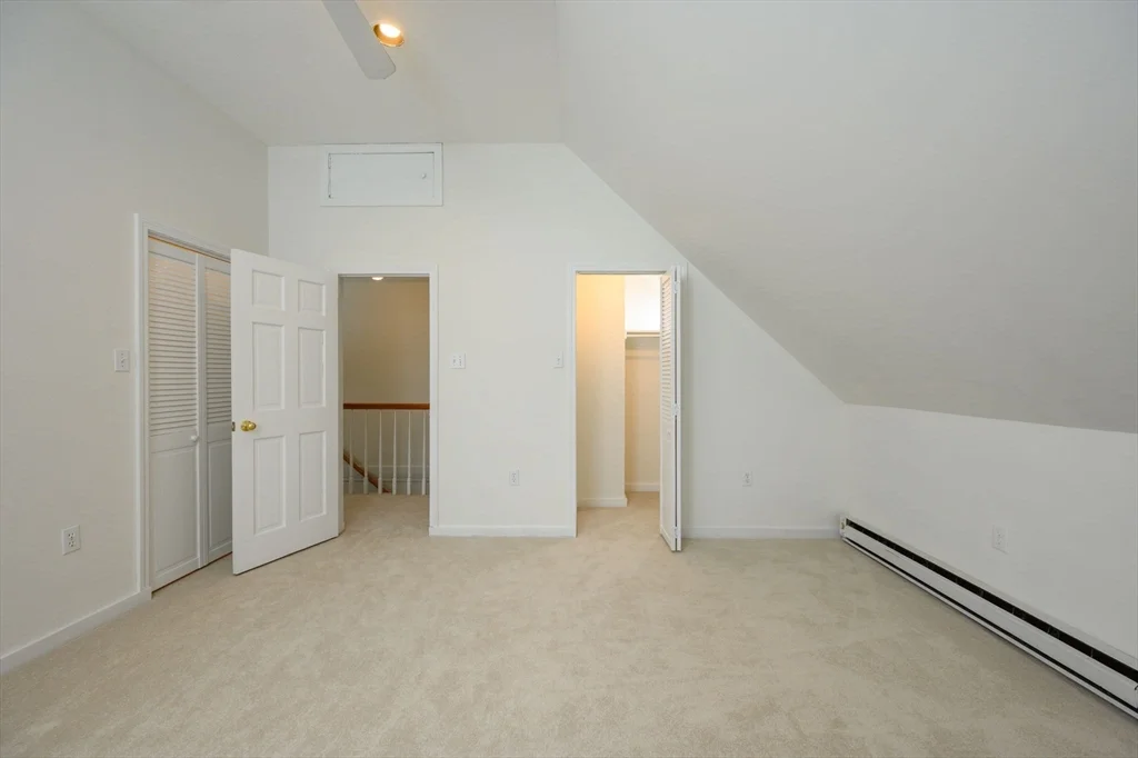 25 Bayberry Ln, Cohasset