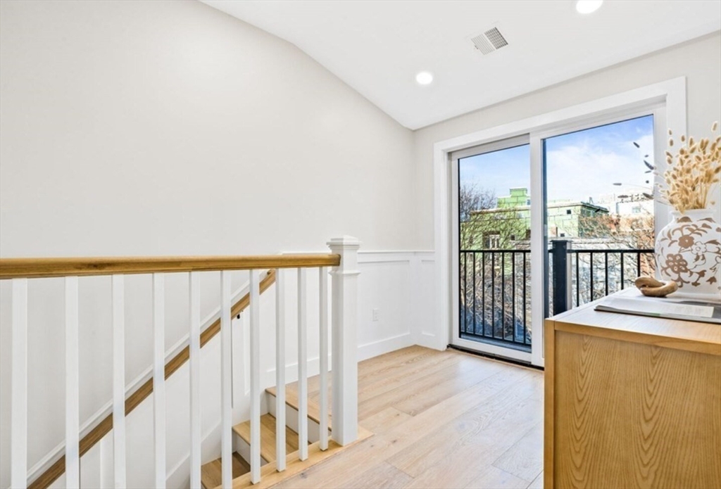 300 Somerville Ave, Ward Two