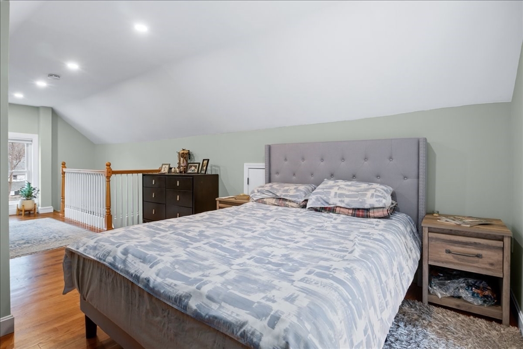 146 River St, Dedham