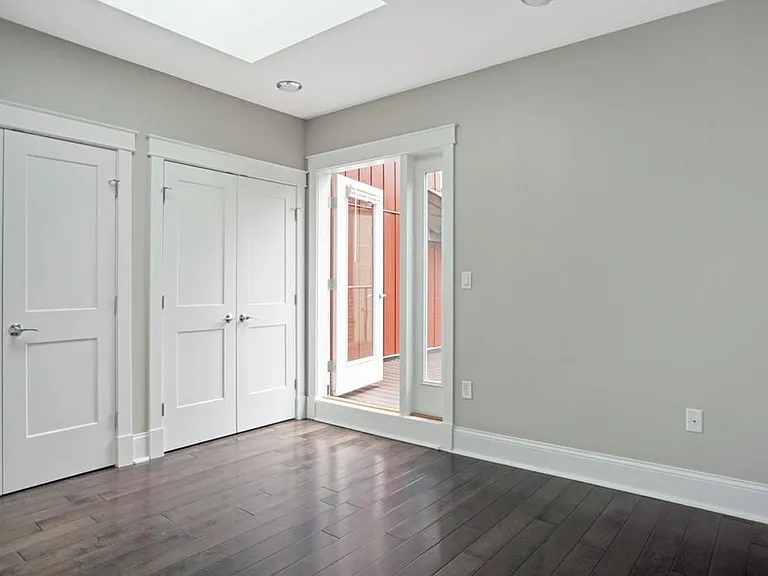 60 Howard St, Watertown