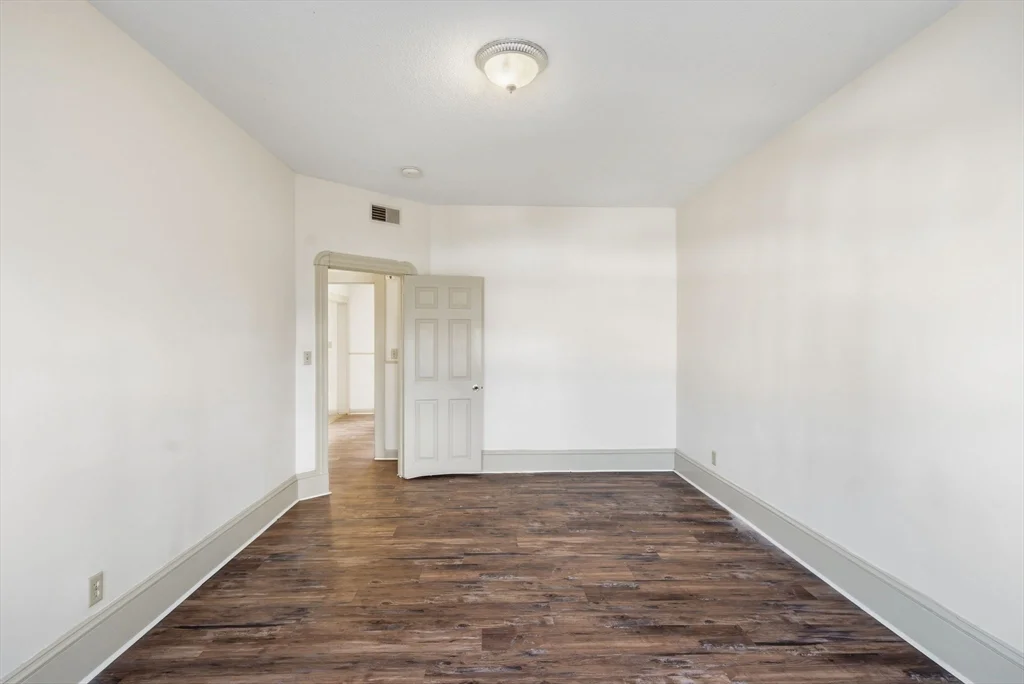 312 Rivet St, New Bedford