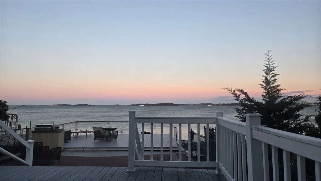 16 Homestead Ave, Quincy