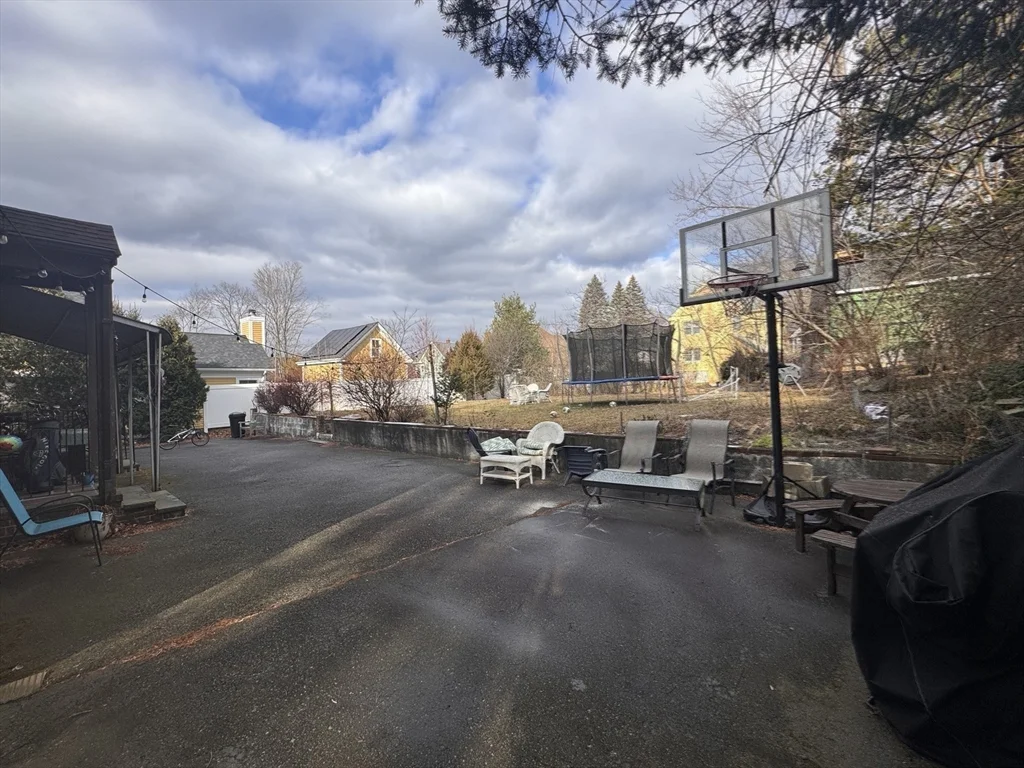 10-12 Webster St, Winchester