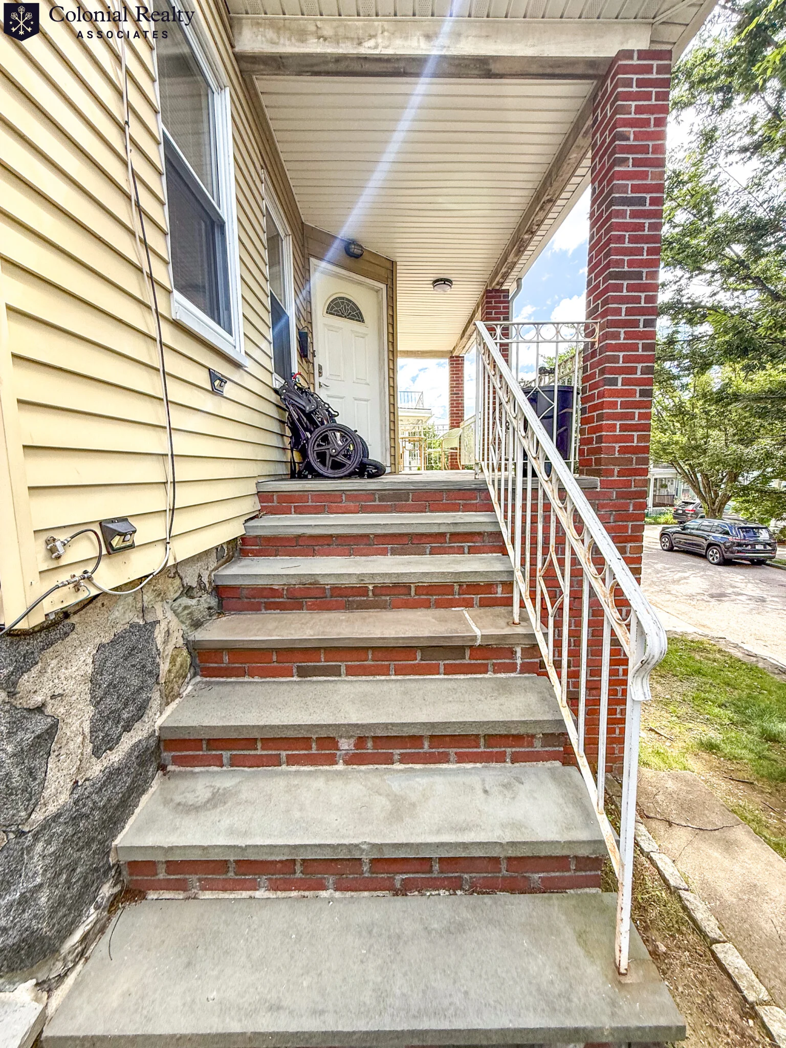 85 Putnam St, East Watertown