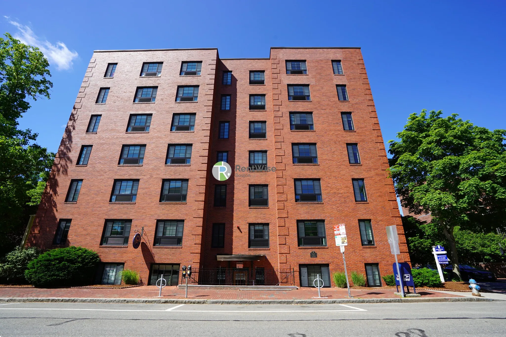 60 Brattle St, West Cambridge