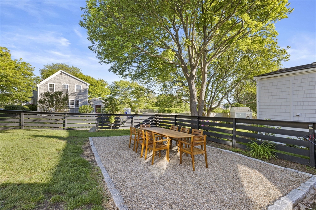 1 Winslow Ave, Scituate