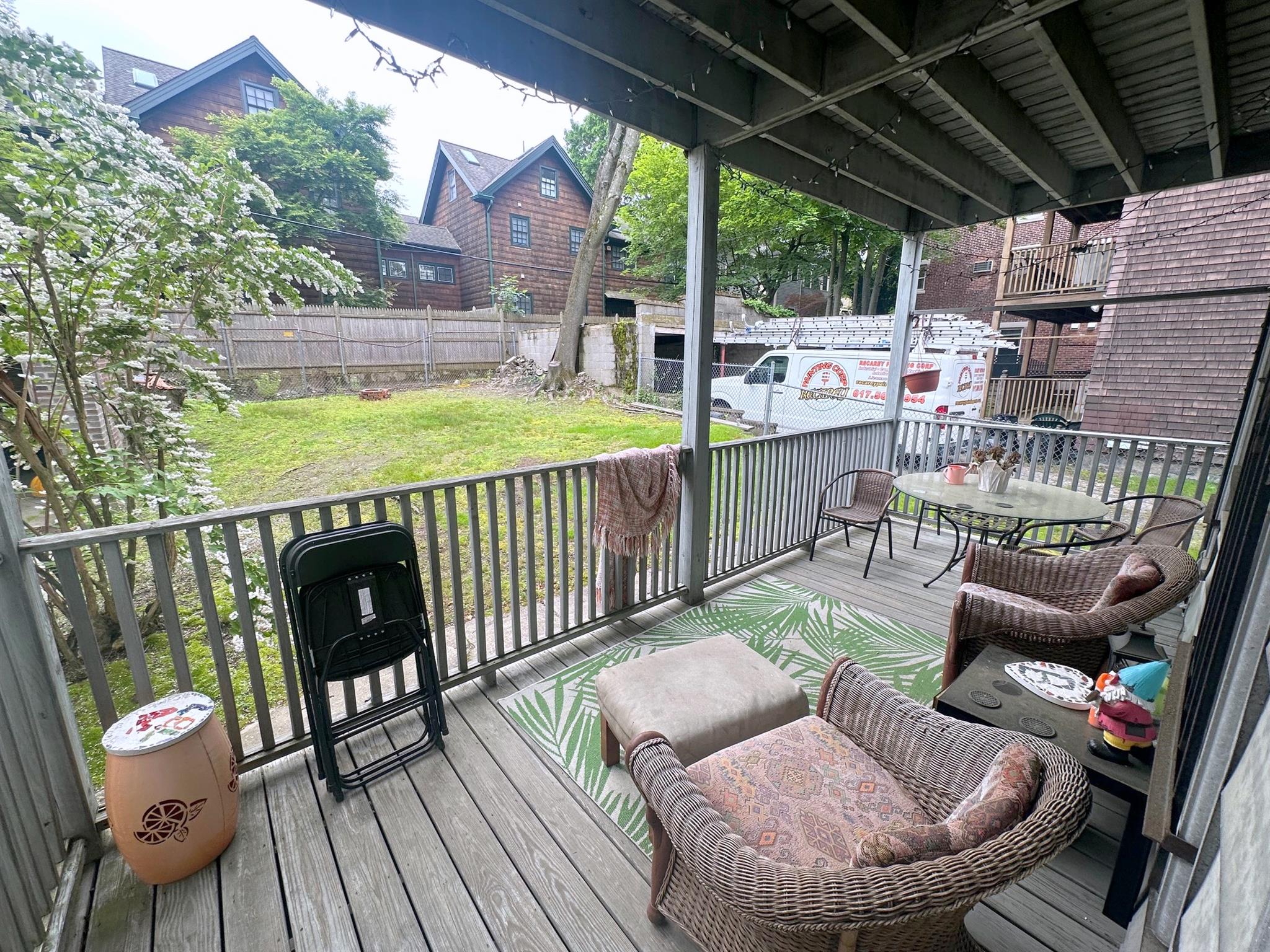 22 Upland Rd, Neighborhood Nine