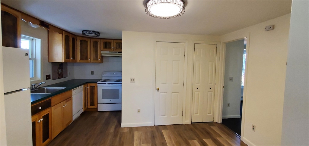 25-27 Brier St, Fitchburg