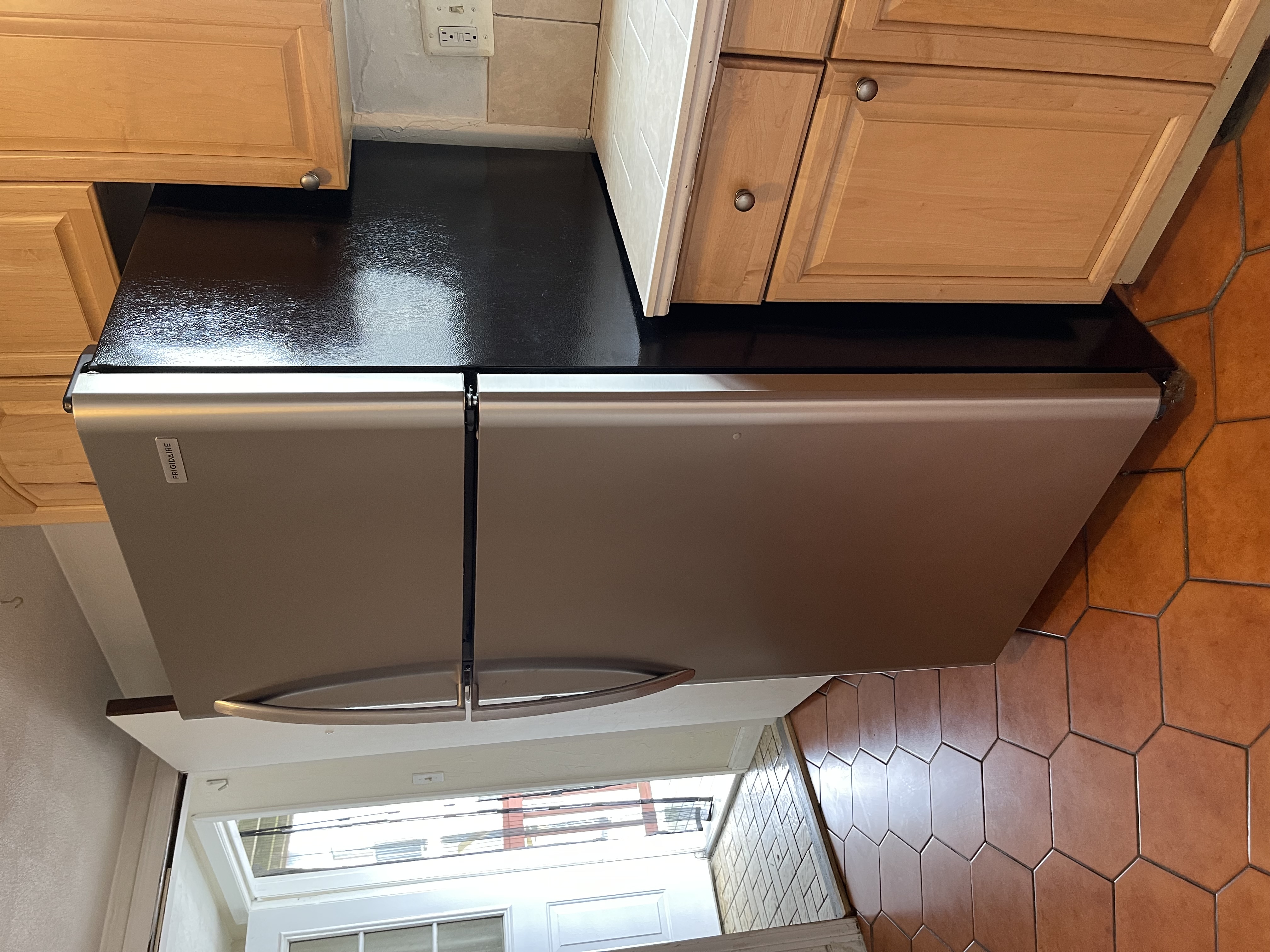 2 bed, 1 bath apartment for rent at 30 Murdock St Unit 2, Ball Square — photo 3 of 10