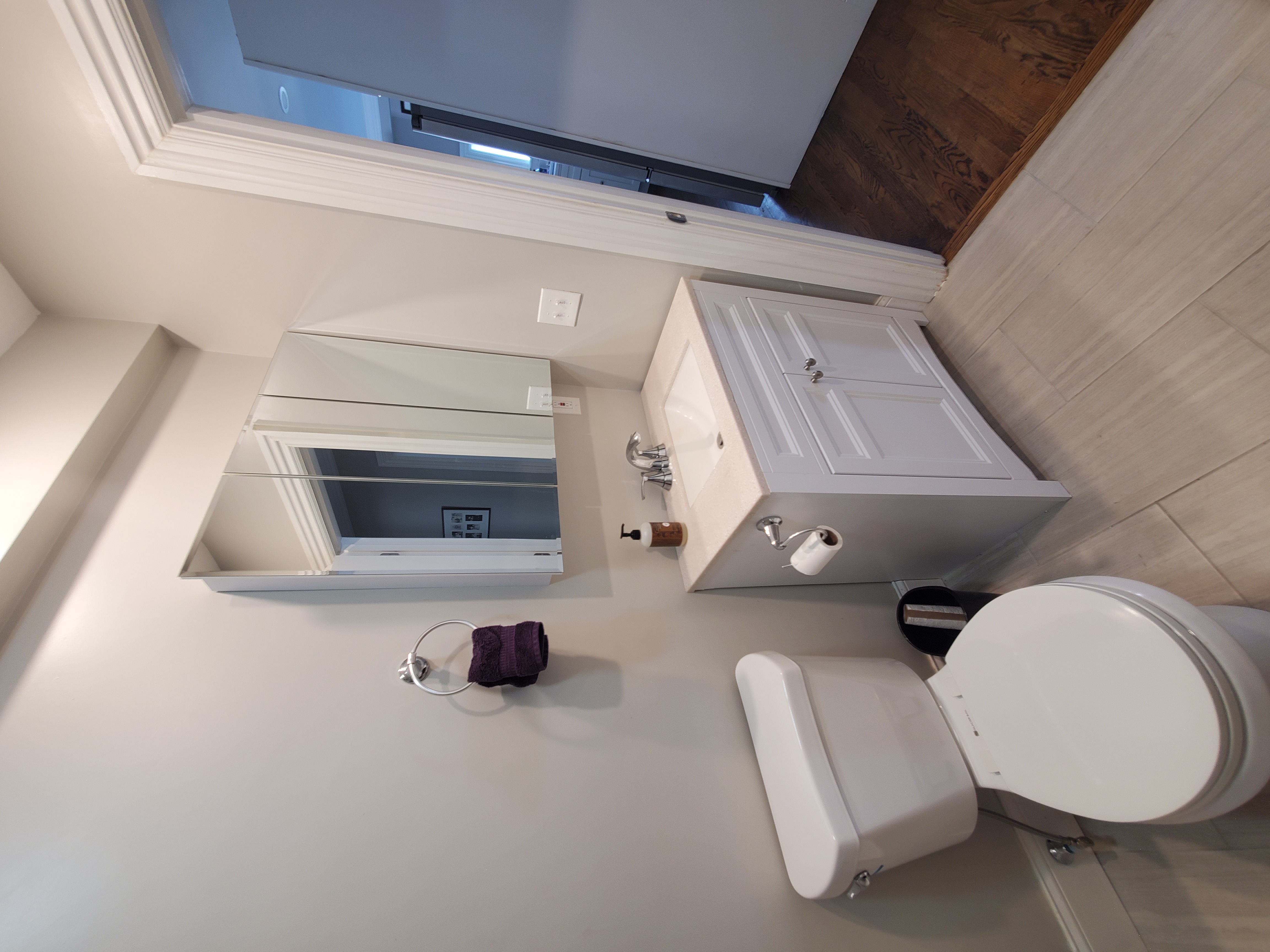 3 bed, 2 bath apartment for rent at 45 Dyer Ave Unit 1, Milton — photo 14 of 22
