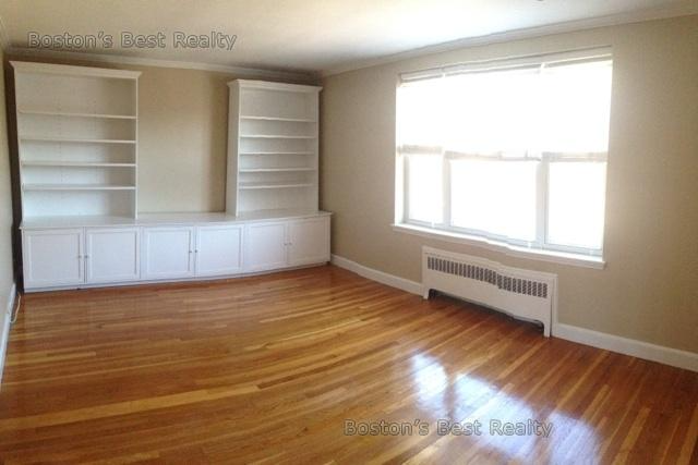 2 bed, 1 bath apartment for rent at 60 Sutherland Rd Unit 7, Allston — photo 2 of 5