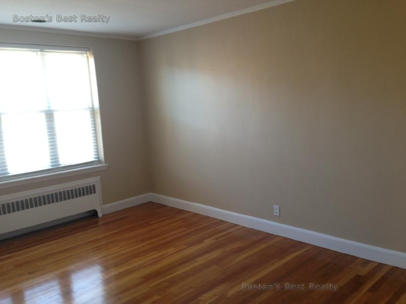 2 bed, 1 bath apartment for rent at 60 Sutherland Rd Unit 7, Allston — photo 3 of 5