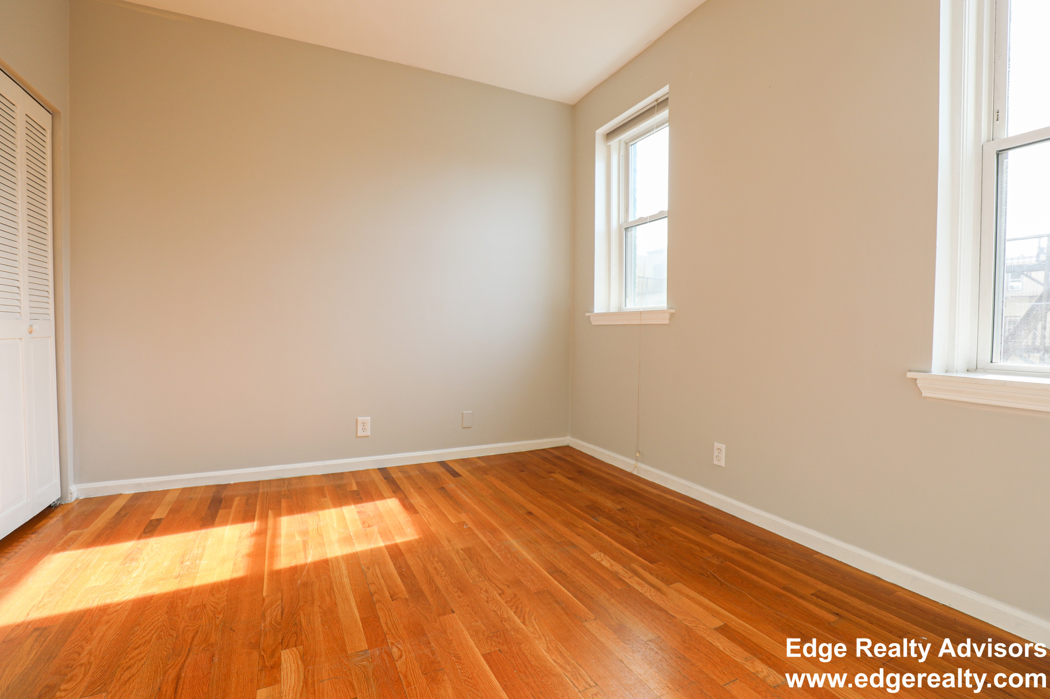2 bed, 1 bath apartment for rent at 92 Gordon St Unit 404, Allston — photo 4 of 8