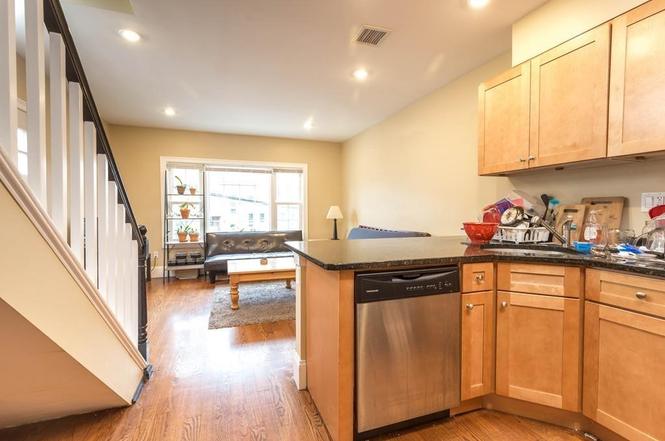 4 bed, 2 bath apartment for rent at 63 Bynner St Unit 1, Jamaica Plain — photo 3 of 9