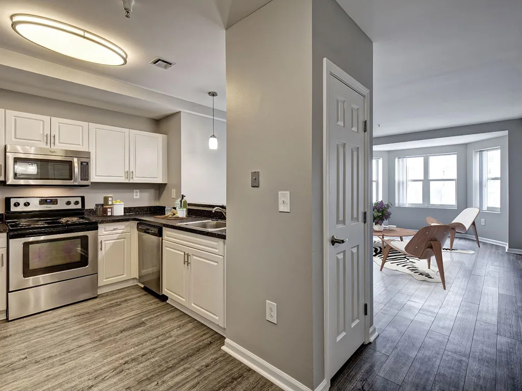 2 bed, 2 bath apartment for rent at 12 Highpoint Cir Unit 06-814, Quincy Center — photo 2 of 19