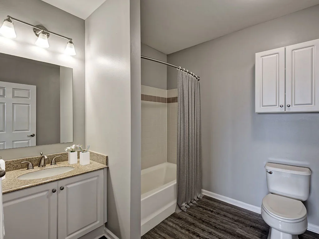 2 bed, 2 bath apartment for rent at 12 Highpoint Circle Unit 10-603, Quincy — photo 4 of 9
