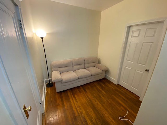 3 bed, 2 bath apartment for rent at 23 Westbourne Ter Unit 1, Washington Square — photo 12 of 14