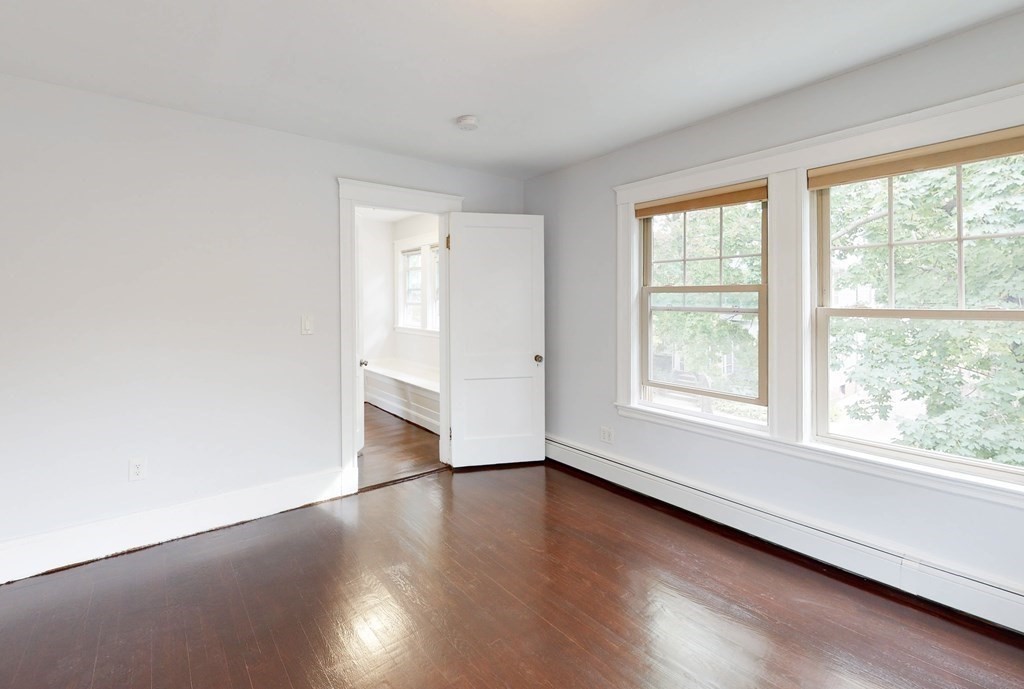 6 bed, 3.5 bath apartment for rent at 25 Adams St Unit 1, Coolidge Corner — photo 11 of 16