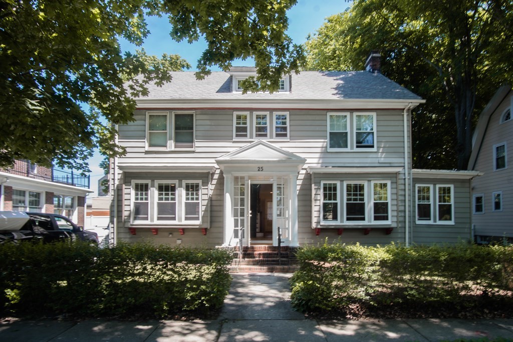 6 bed, 3.5 bath apartment for rent at 25 Adams St Unit 1, Coolidge Corner — photo 1 of 16