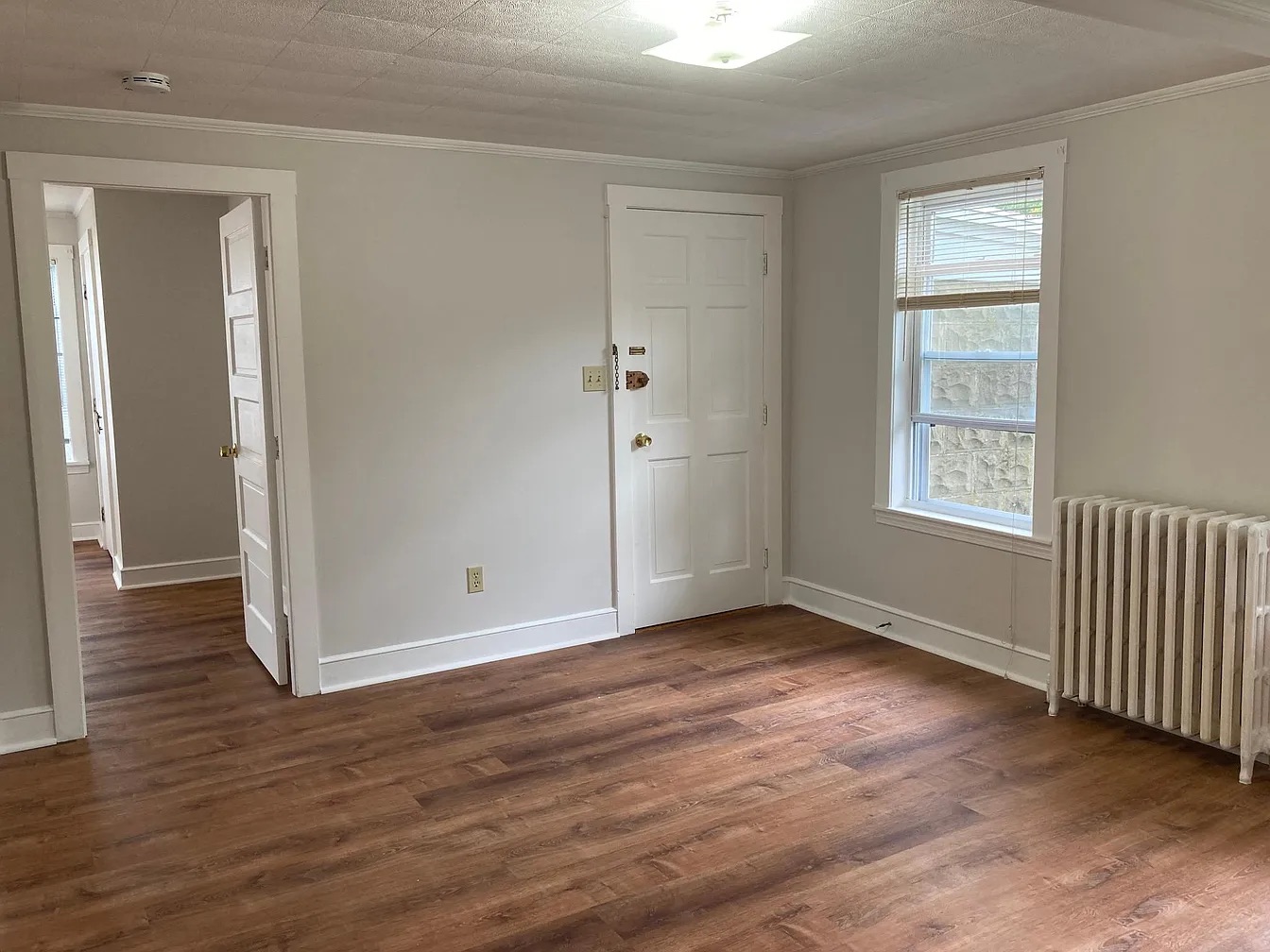 5 Fuller Pl, Mansfield Center