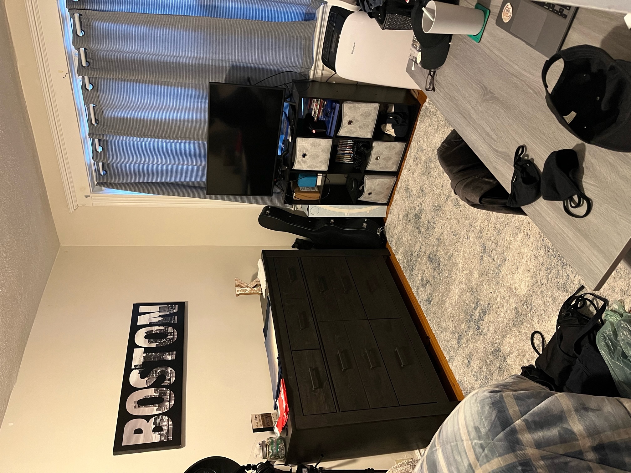 1 split bed, 1 bath apartment for rent at 27 Saint Lukes Rd Unit 6, Allston — photo 12 of 14