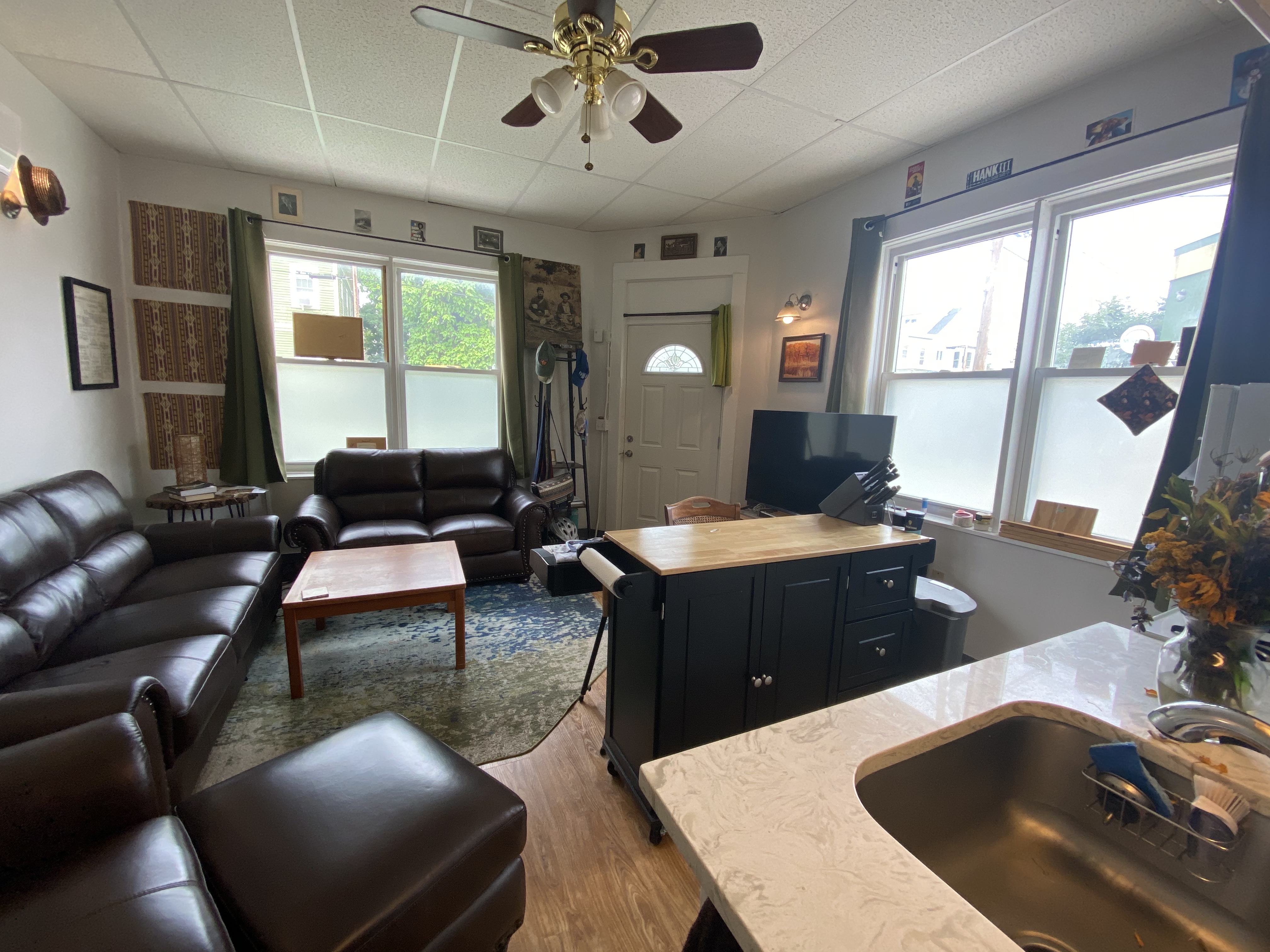 Studio bed, 1 bath apartment for rent at 302 Beacon St Unit A, Porter Square — photo 1 of 15