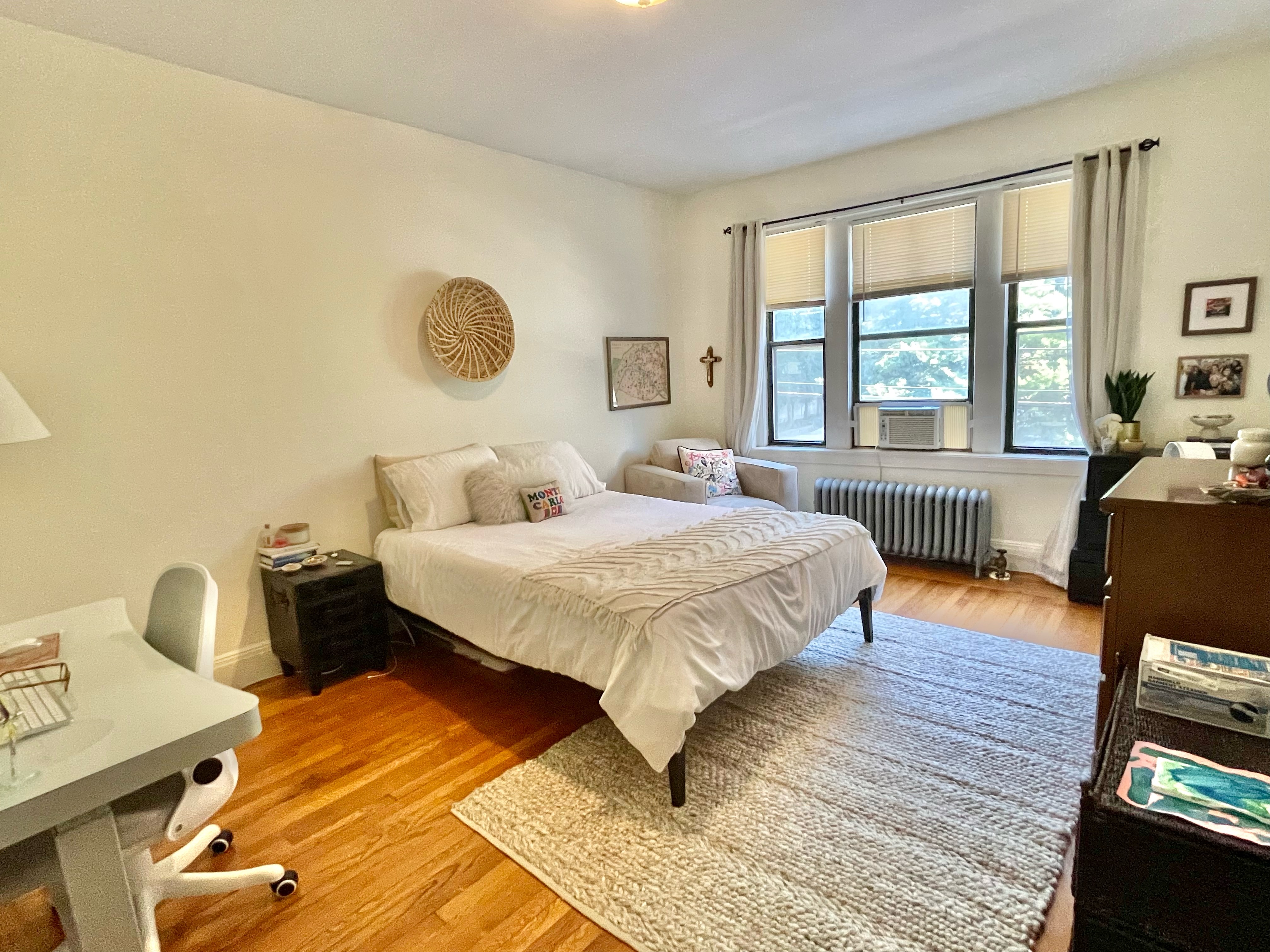 2 bed, 1 bath apartment for rent at 57 Longwood Ave Unit 6, Coolidge Corner — photo 2 of 5
