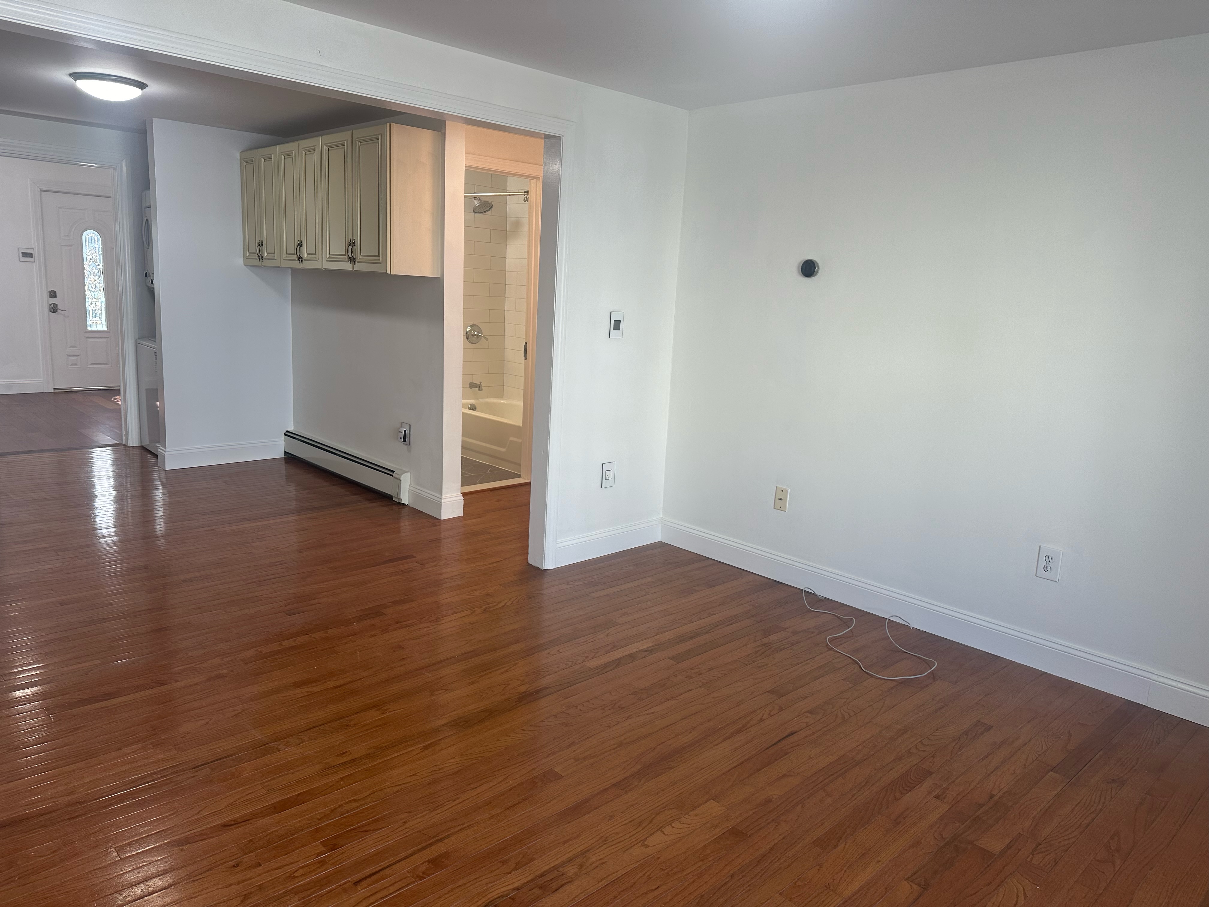 3 bed, 2 bath apartment for rent at 23 Ward St Unit 2, South Boston — photo 3 of 10