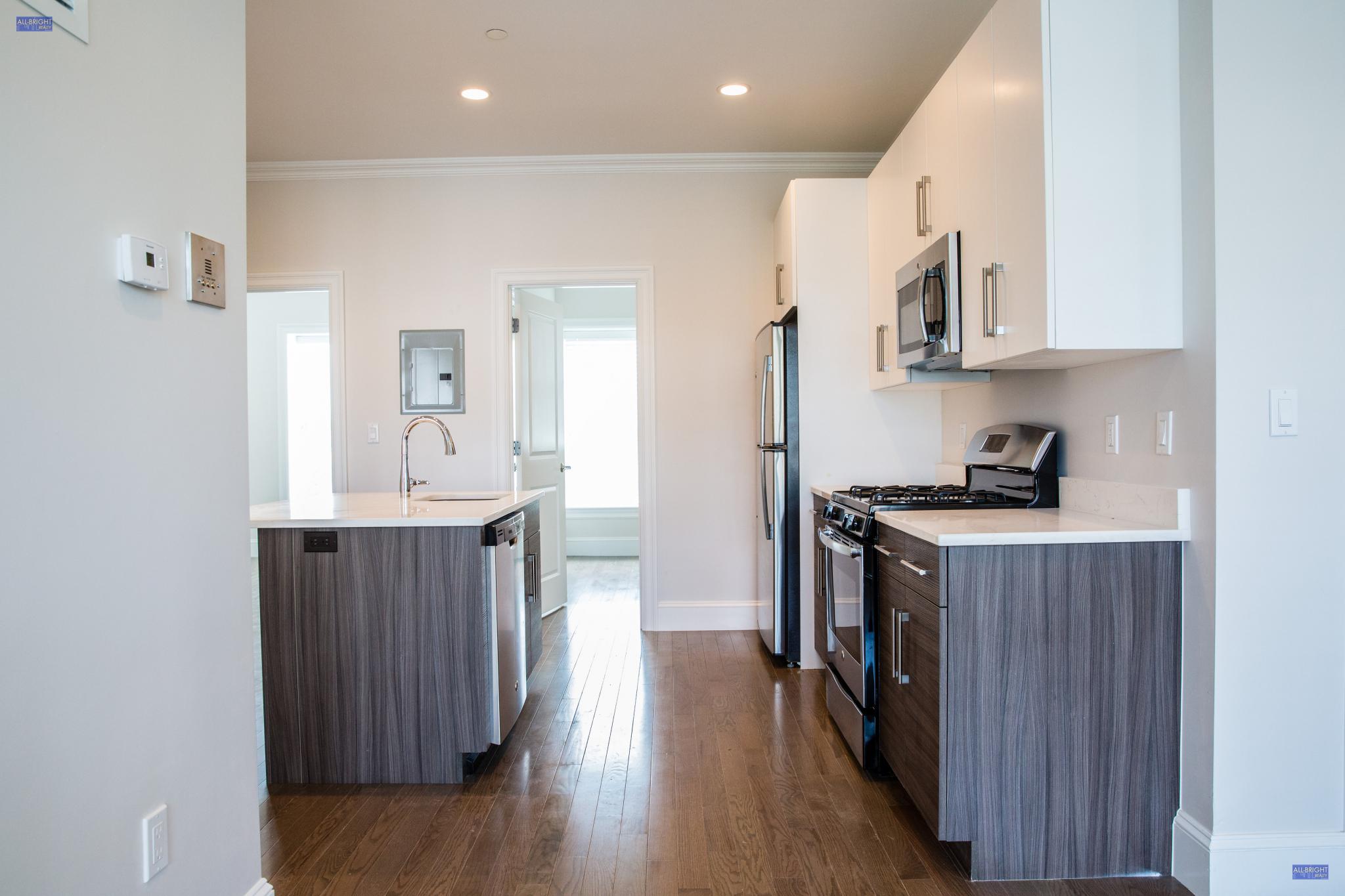 3 bed, 2 bath apartment for rent at 8 Harvard Ter Unit 8, Allston — photo 10 of 20