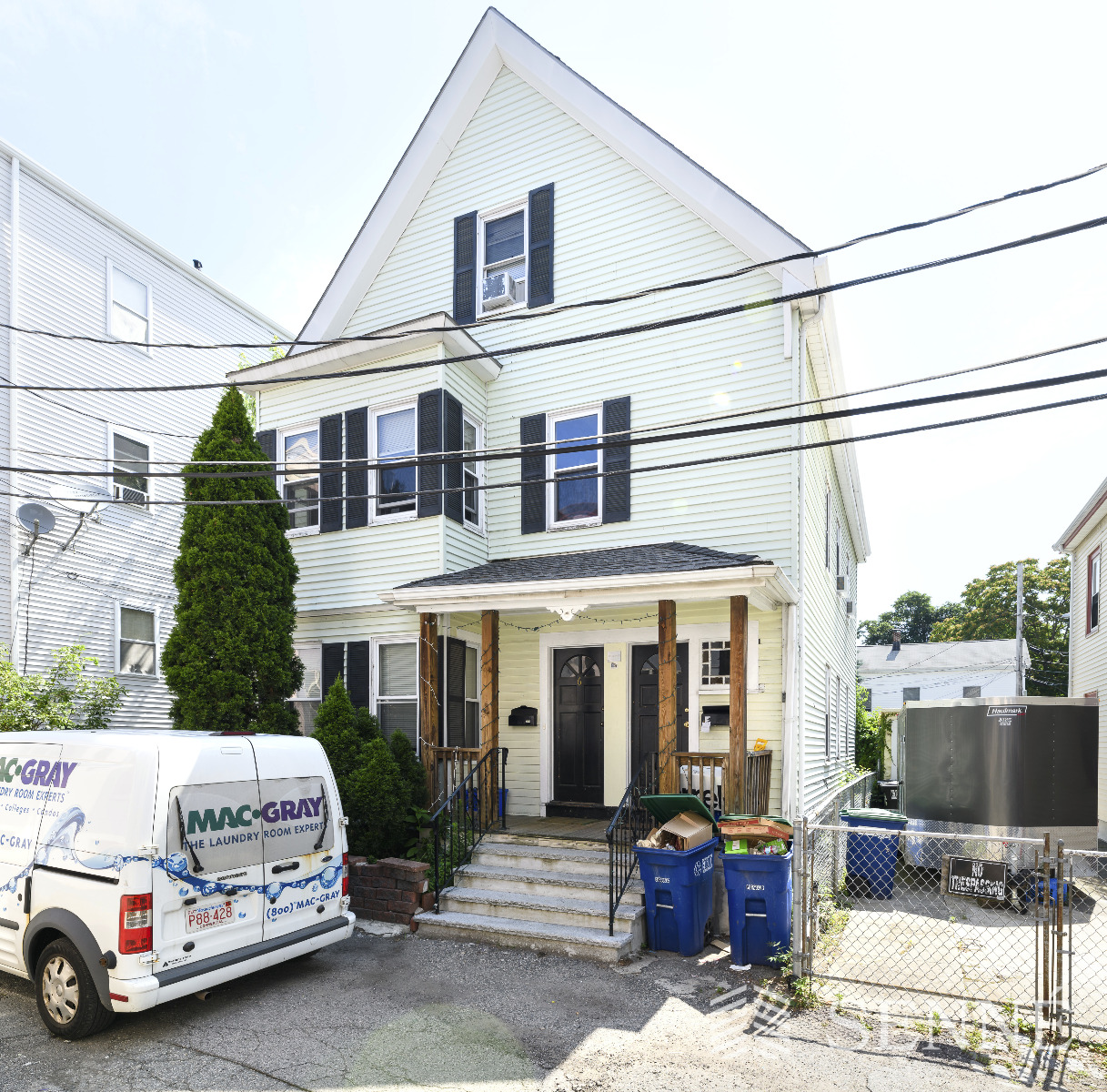 4 bed, 1 bath apartment for rent at 8 Kilby St Unit 1, Union Square — photo 1 of 8