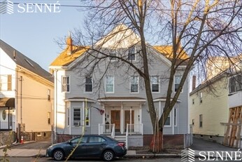 4 bed, 2 bath apartment for rent at 19 Everett Ave Unit 1, East Somerville — photo 1 of 10