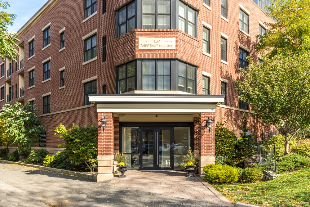2 bed, 2 bath apartment for rent at 150 Chestnut Hill Ave Unit 305, Brighton — photo 5 of 20