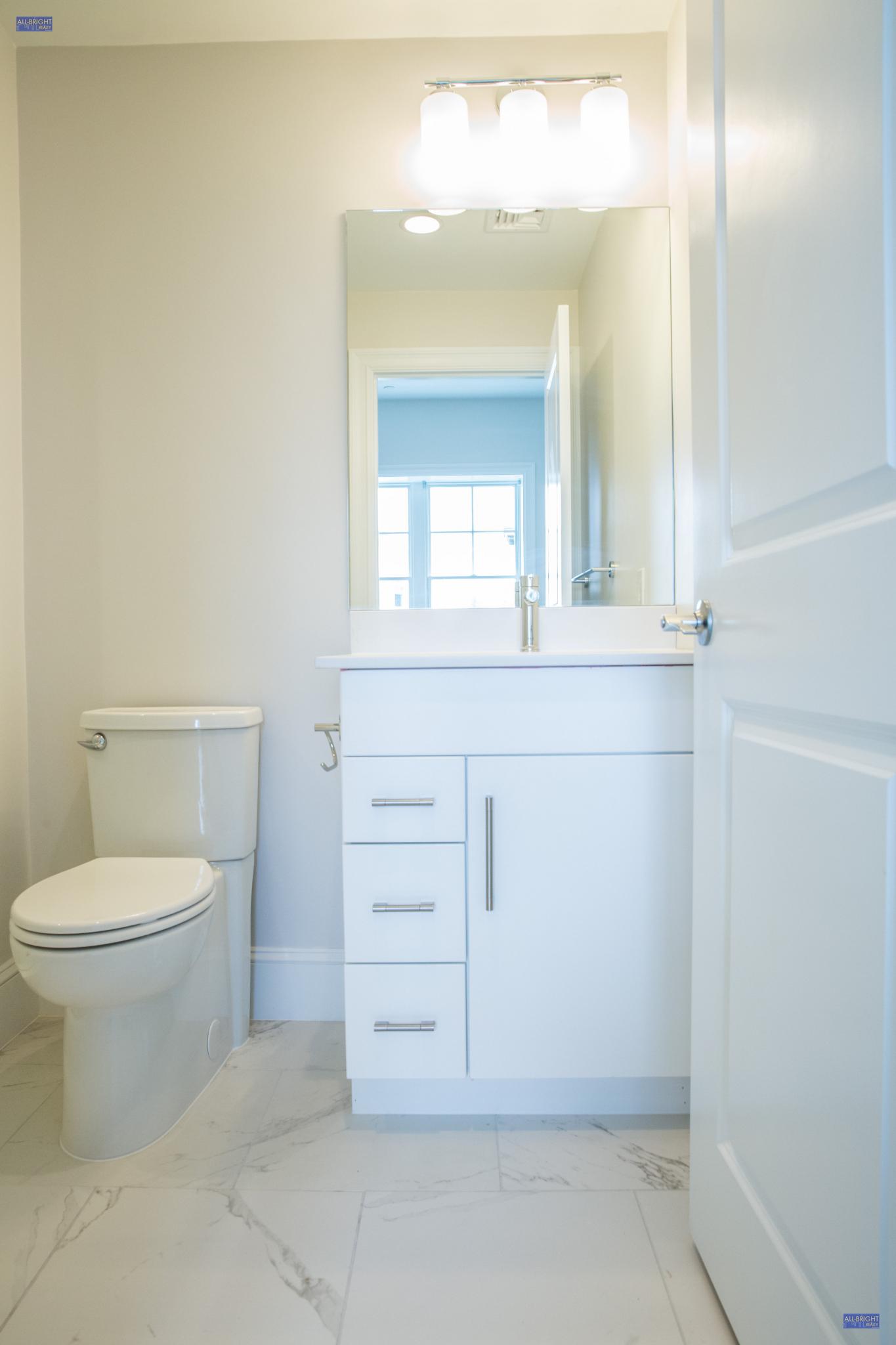 3 bed, 2 bath apartment for rent at 16 Harvard Ter Unit 4, Allston — photo 5 of 19