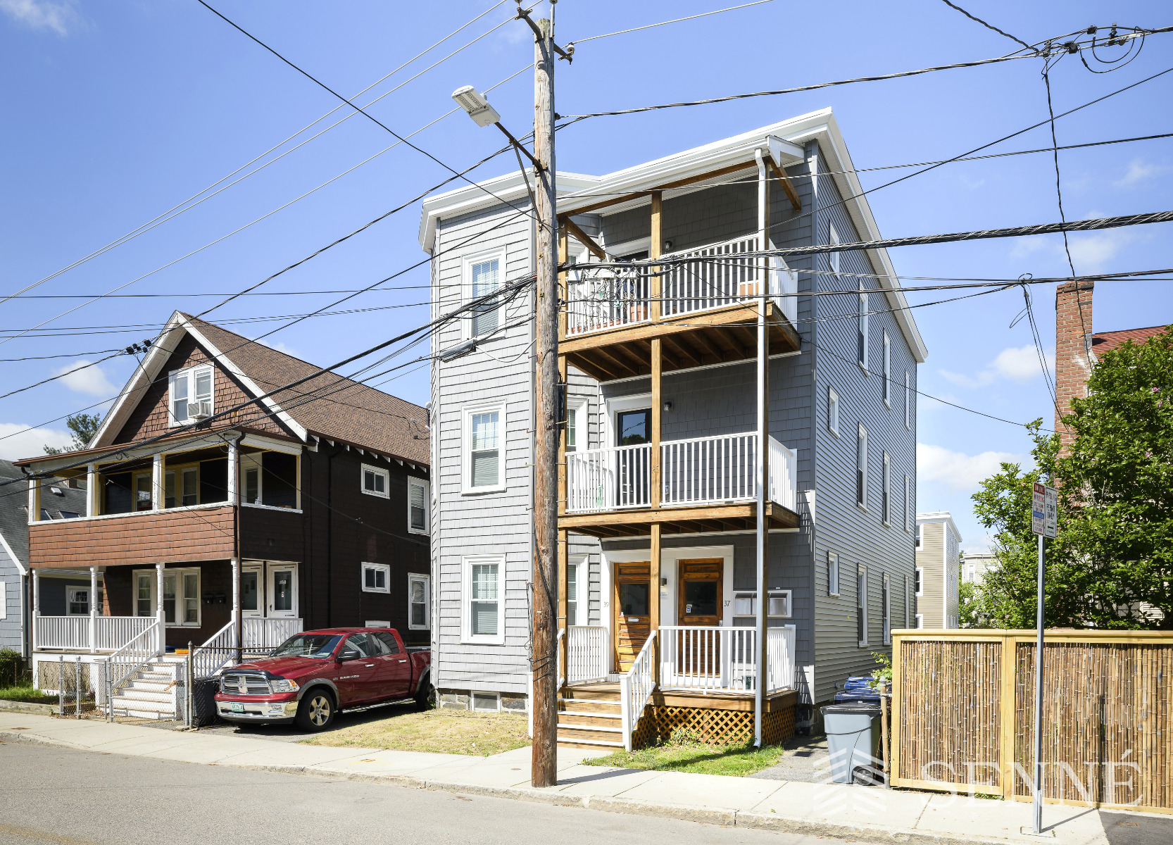 3 bed, 1 bath apartment for rent at 39 Magoun St Unit 2, North Cambridge — photo 1 of 11