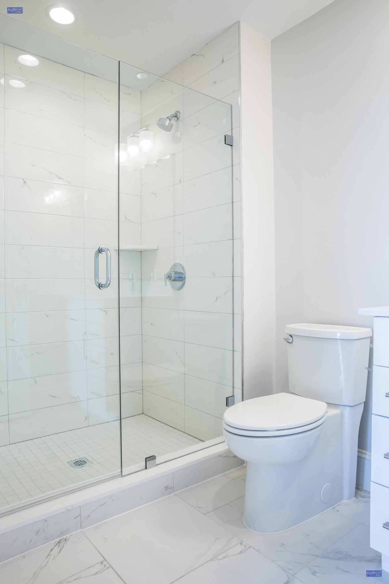 3 bed, 2 bath apartment for rent at 8 Harvard Ter Unit 8, Allston — photo 2 of 20
