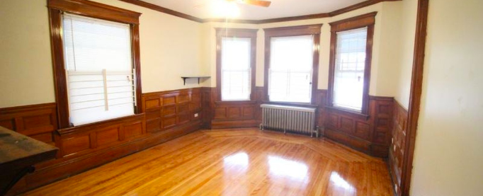 4 bed, 1.5 bath apartment for rent at 10 Gardner St Unit 2F, Allston — photo 3 of 4