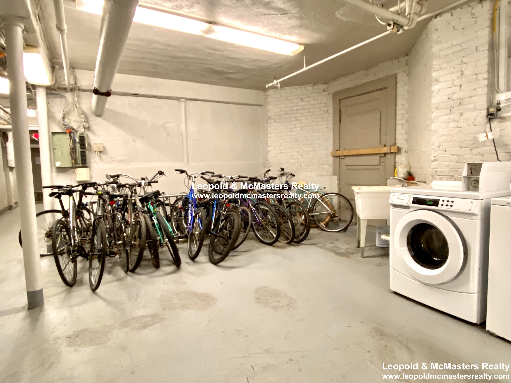Studio bed, 1 bath apartment for rent at 11 Royce Rd Unit 3, Allston — photo 8 of 11