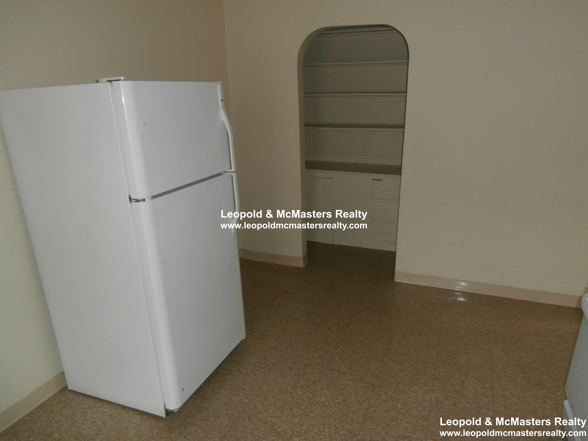 2 bed, 1 bath apartment for rent at 12 14 Walnut Pl Unit 3, Revere — photo 8 of 13