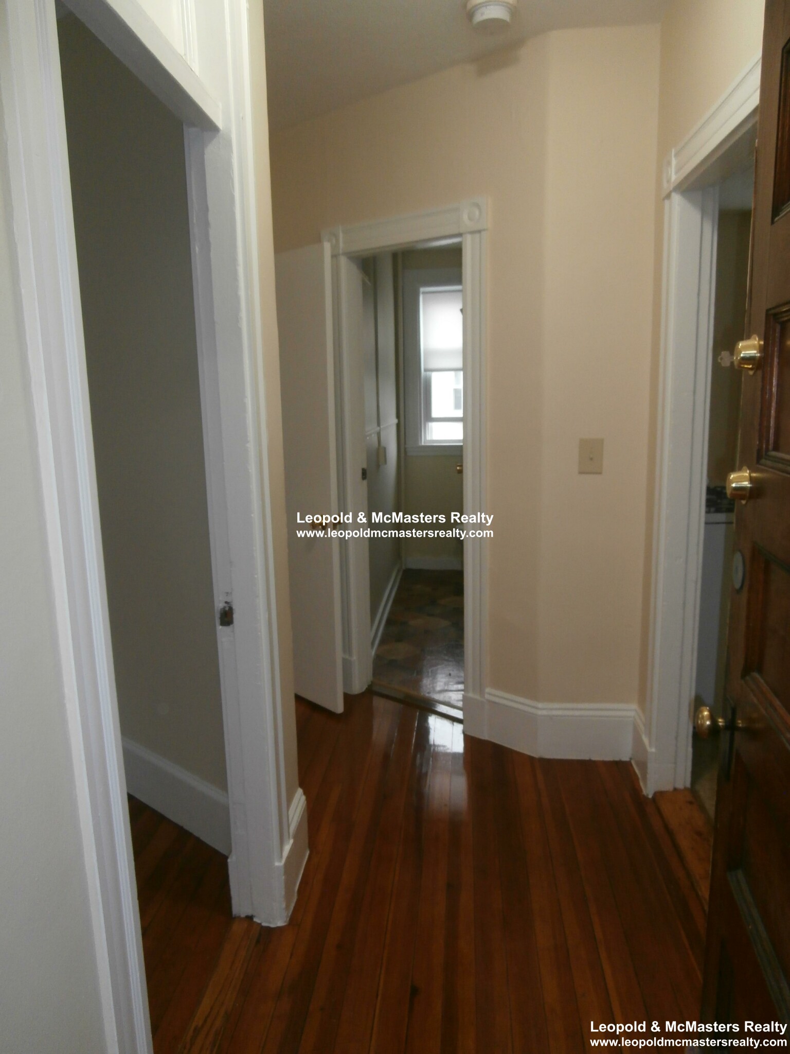2 bed, 1 bath apartment for rent at 12 14 Walnut Pl Unit 3, Revere — photo 10 of 13
