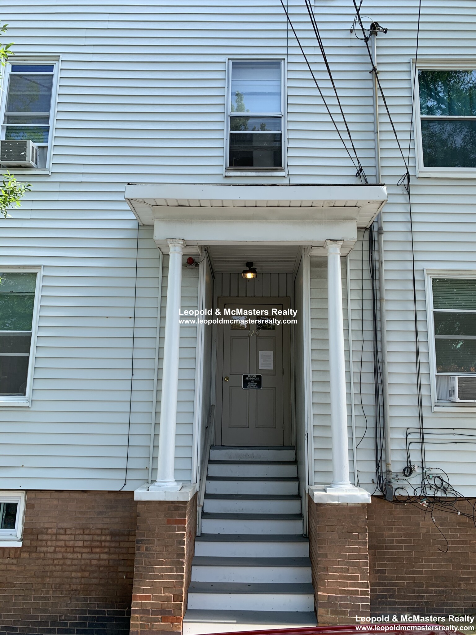 2 bed, 1 bath apartment for rent at 12 14 Walnut Pl Unit 3, Revere — photo 13 of 13