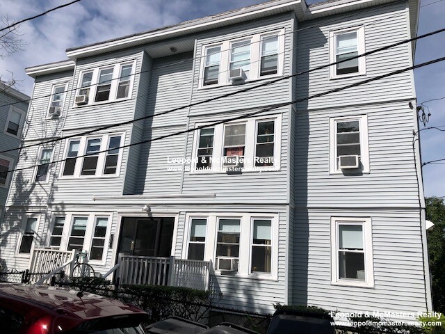 2 bed, 1 bath apartment for rent at 25 Lourdes Ave Unit 6, Jamaica Plain — photo 6 of 6