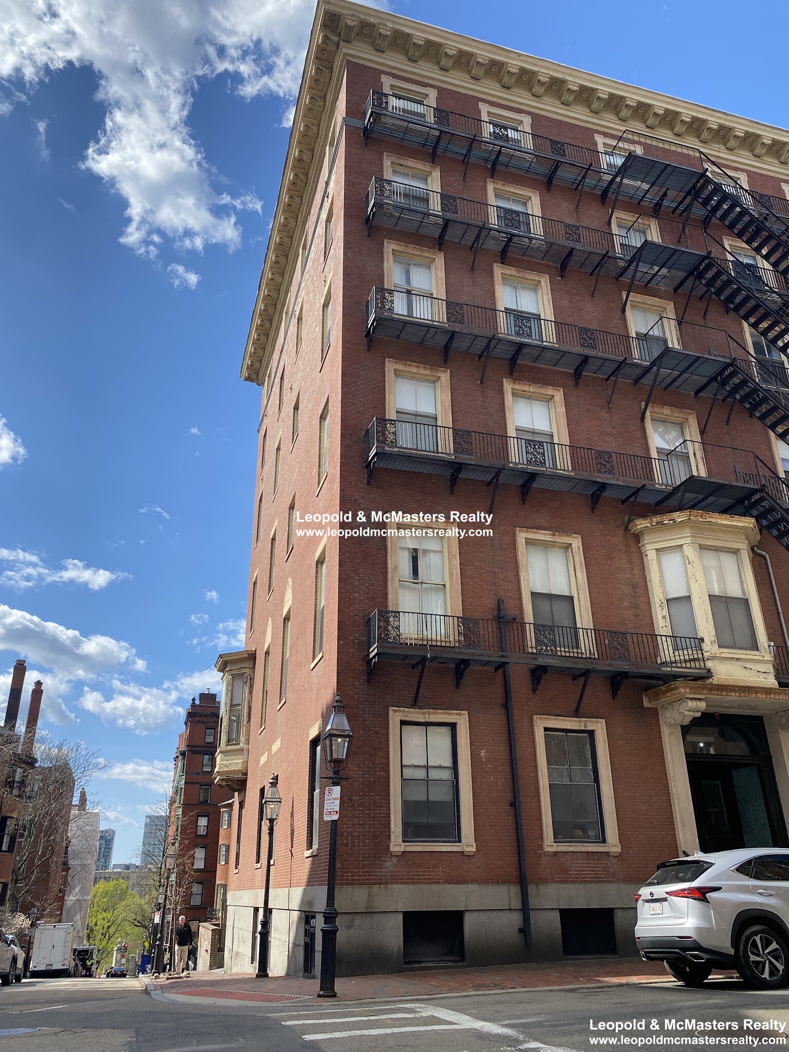 Studio bed, 1 bath apartment for rent at 20 Mount Vernon St Unit 603, Beacon Hill — photo 10 of 12