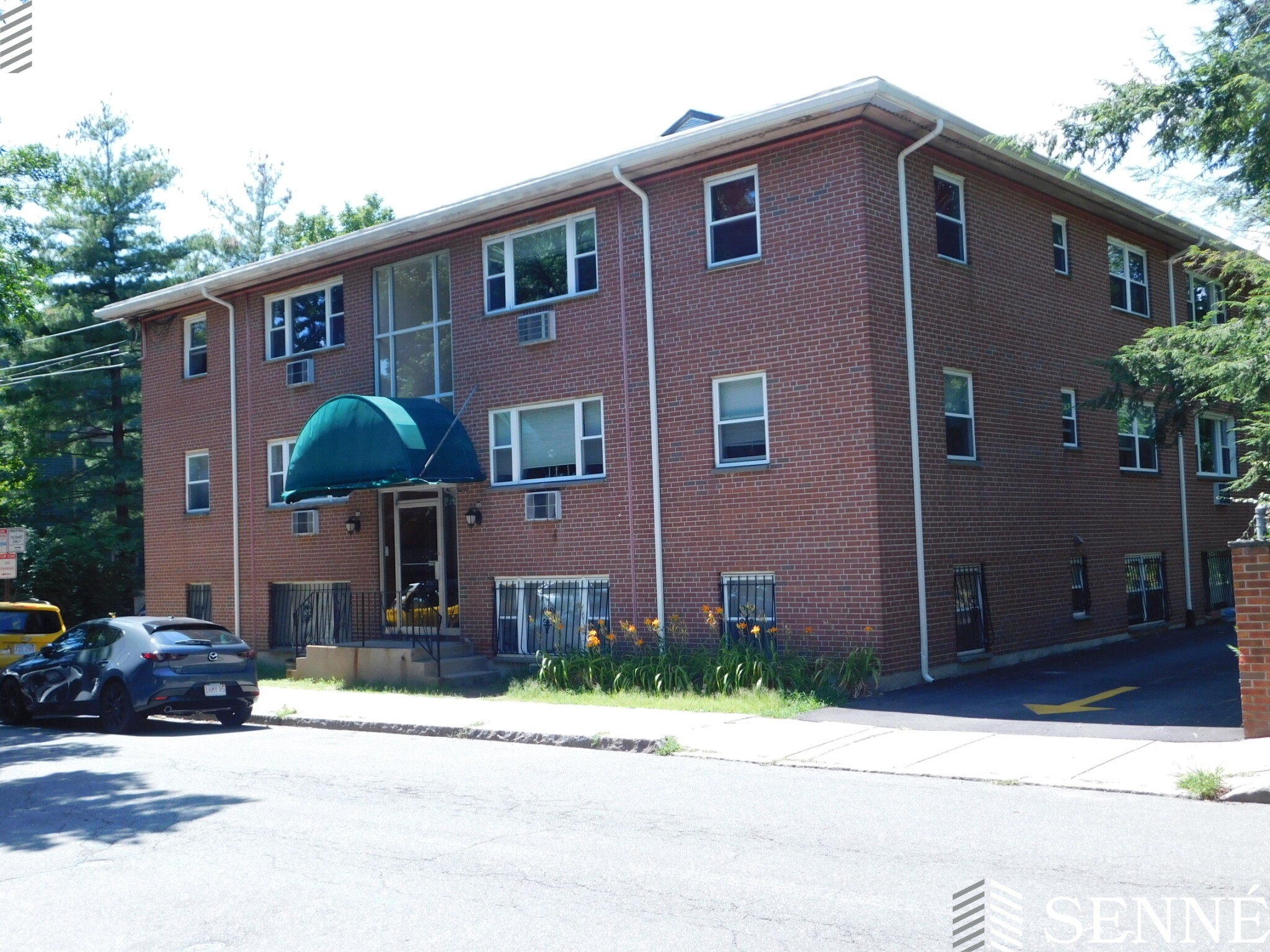 2 bed, 1 bath apartment for rent at 11 Cogswell Ave Unit 3, North Cambridge — photo 6 of 20
