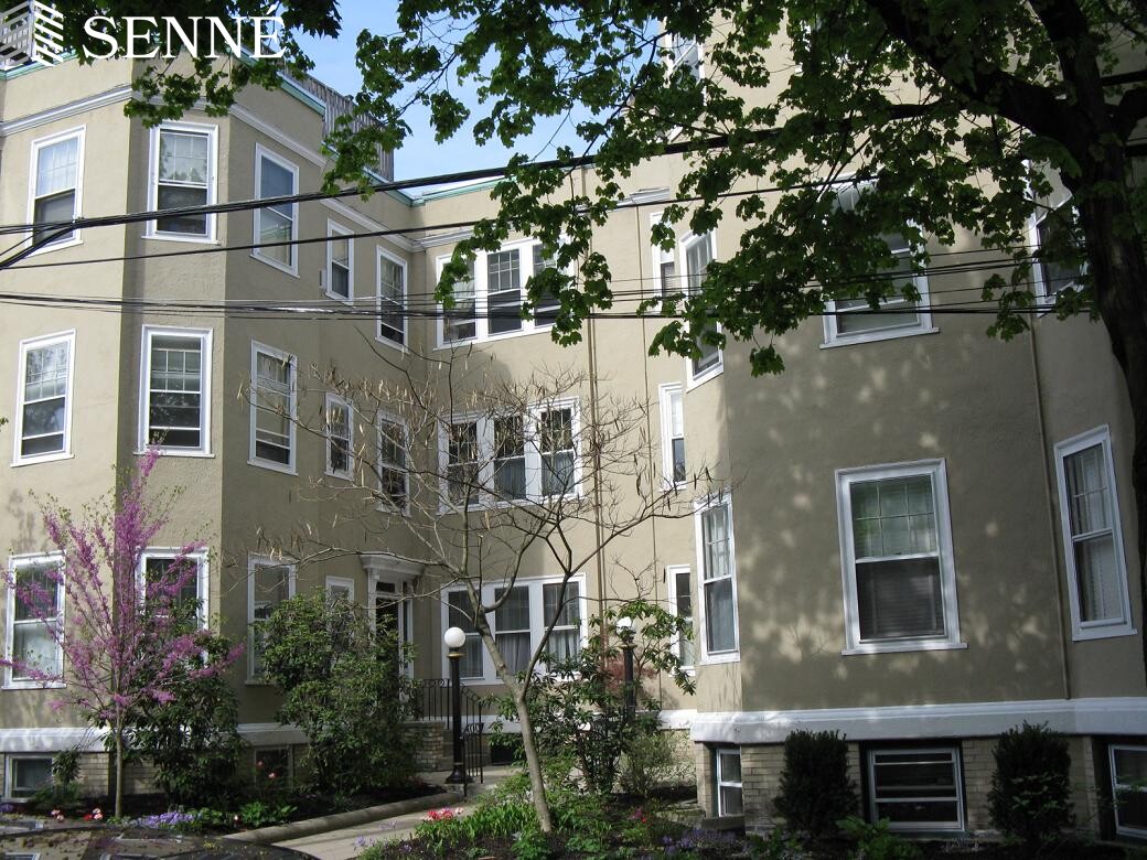 1 bed, 1 bath apartment for rent at 4 Avon St Unit 1-2, Harvard Square — photo 1 of 7