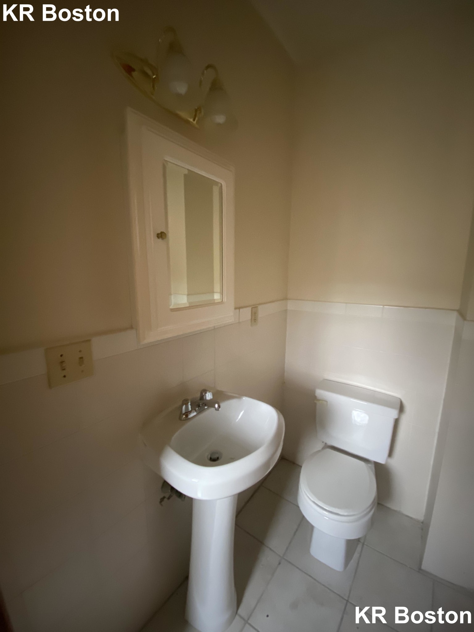 3 bed, 1.5 bath apartment for rent at 134 Glenville Ave Unit B, Allston — photo 4 of 12