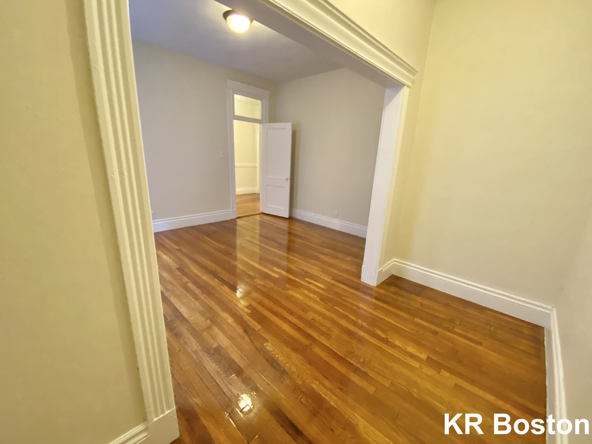 Studio bed, 1 bath apartment for rent at 4 Walbridge St Unit 2, Allston — photo 5 of 11