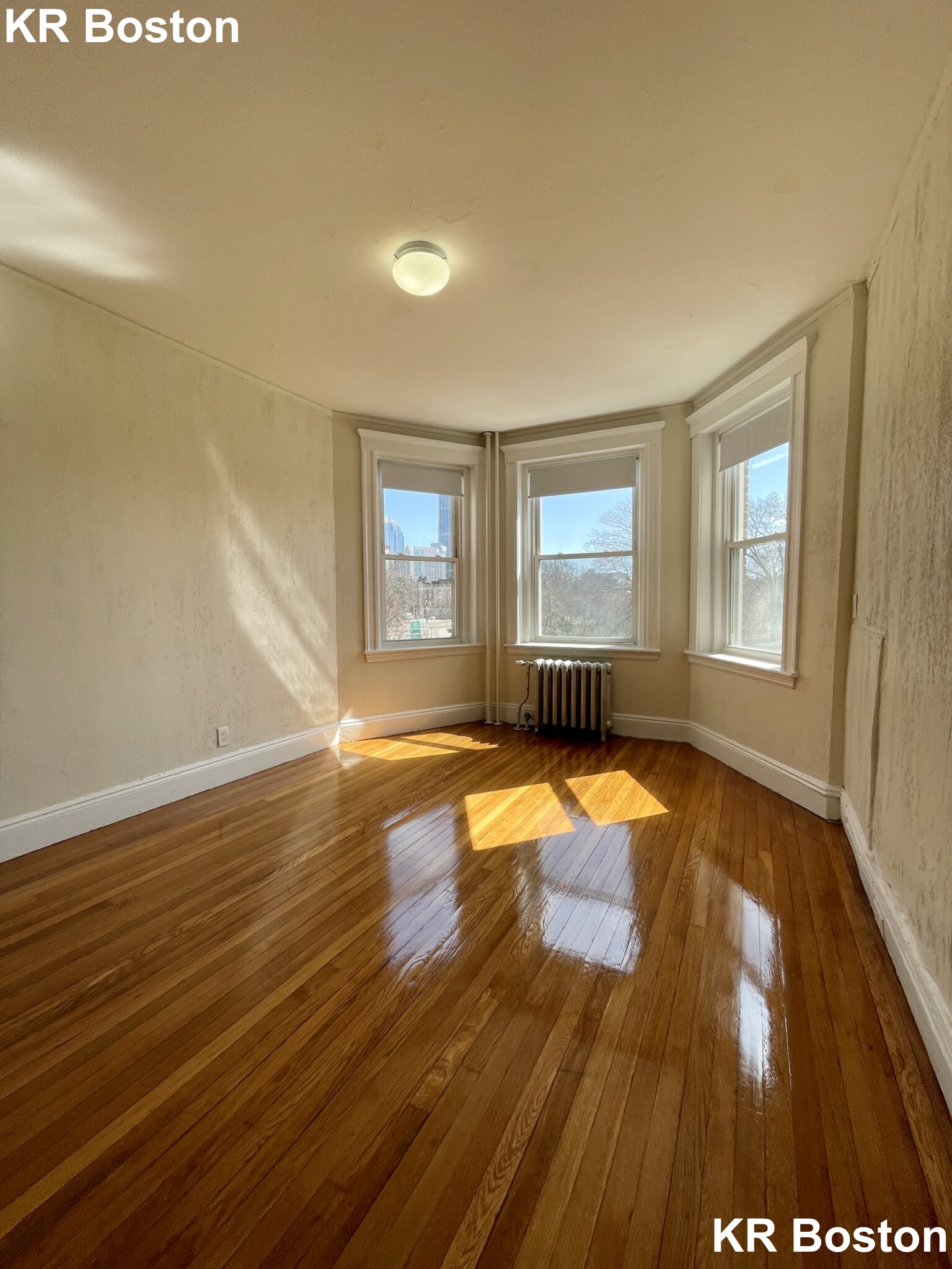 1 bed, 1 bath apartment for rent at 1171 Boylston St Unit 23, Fenway — photo 1 of 9