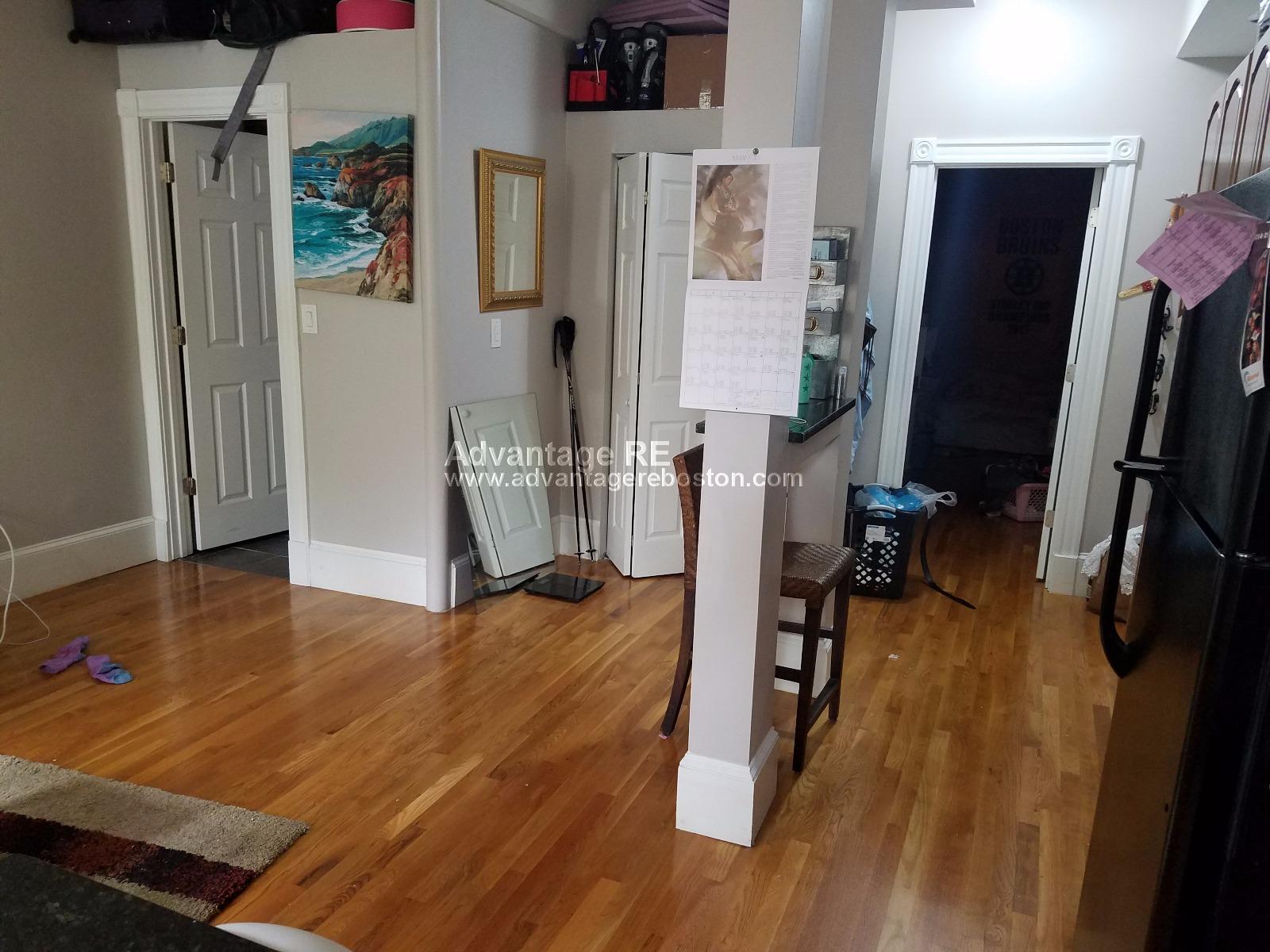 Studio bed, 1 bath apartment for rent at 23 Lanark Rd Unit NA, Brighton — photo 2 of 14
